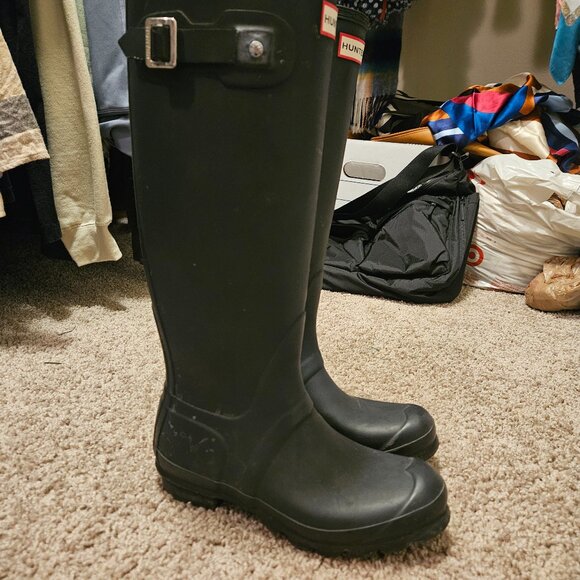 Hunter Boots - Picture 1 of 3